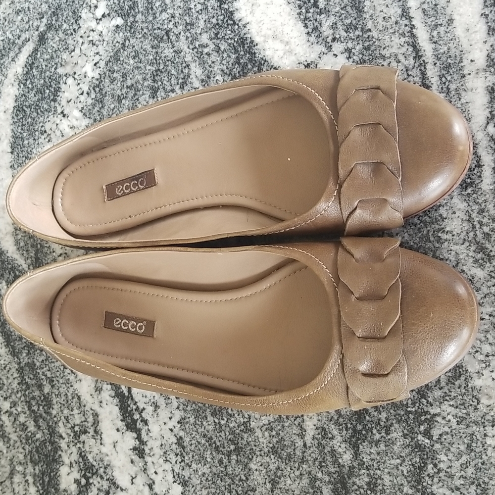 Ecco Gorgeous Flats Sz 41 Comfortable Shopping Luxury Office Academia Braided